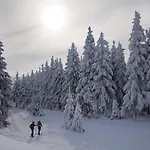 Piste Und Pedale , Deine Bude-dein Abenteuer Daire