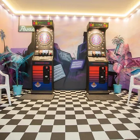 Piste Und Pedale , Deine Bude-dein Abenteuer