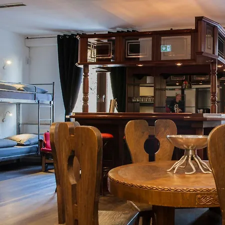 Apartamento Piste Und Pedale , Deine Bude-dein Abenteuer