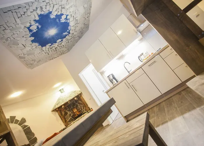 Piste Und Pedale , Deine Bude-dein Abenteuer Daire