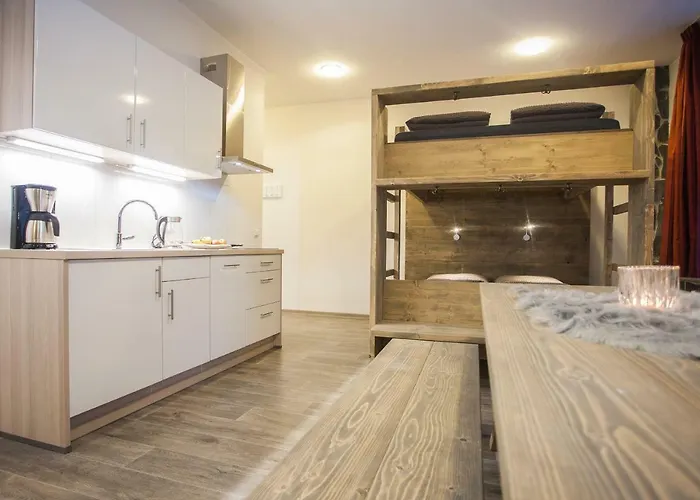 Piste Und Pedale , Deine Bude-dein Abenteuer Daire Winterberg